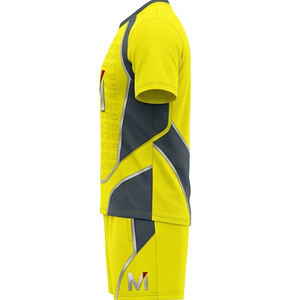 Uniformes de cheerleading au design audacieux, tenues d'équipe personnalisées imprimées par sublimation pour les équipes de cheerleading professionnelles - Product Image 5