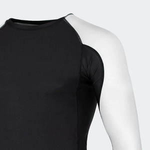เสื้อรัดกล้ามเนื้อแขนยาวสำหรับผู้ชาย MMA - โลโก้และสีตามสั่ง โพลีเอสเตอร์/คอตตอน คุณภาพสูง สำหรับออกกำลังกายในยิม - Product Image 4