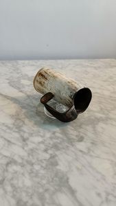 Jarra de Cuerno Vikinga de Alta Calidad 100%, Taza de Vino Tallada Estilo Europeo, Jarra de Cuerno de Búfalo/Vaca con Ágata para Beber Café, Última Tendencia - Product Image 4