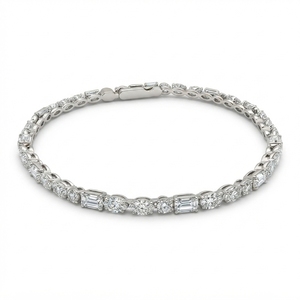 กำไลเทนนิสแพลตตินั่ม PT950 ดีไซน์หรูหรา ประดับเพชร IGI Certified Lab Grown Diamonds น้ำหนัก 4.93 กะรัต เหมาะสำหรับงานฉลองครบรอบ งานเลี้ยงสังสรรค์ หรือสวมใส่ในชีวิตประจำวัน สไตล์เหนือกาลเวลา - Product Image 1