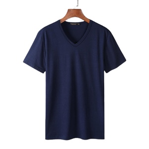 Camiseta con Cuello en V para Hombre, Modelo 2026, Venta al Por Mayor, OEM, Casual, Manga Corta, 180 GSM, 100% Algodón, Ecológica, Orientada a la Exportación - Product Image 5