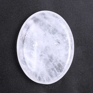 Piedra ovalada de cristal natural para descompresión del pulgar, tallada con temática de amor, decoración del hogar Abbott ABCDFGHI - Product Image 2