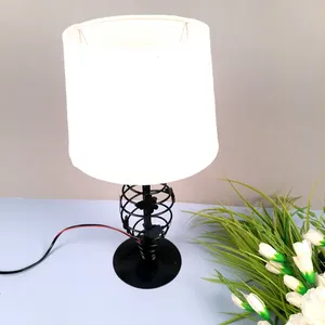 Lámpara de Mesa Lateral de Metal de Alta Calidad con Luz LED de Bajo Consumo para Lectura y Relajación, Disponible a un Precio Competitivo - Product Image 4