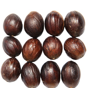 Noix de muscade biologique d'excellente qualité, fraîche et de qualité supérieure, 100% noix de muscade biologique avec ou sans coque, séchée et de qualité commerciale. - Product Image 1