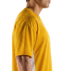เสื้อยืดผู้ชายผลิตอย่างมืออาชีพจากวัสดุที่ดีที่สุด สำหรับฤดูร้อน ผลิตจากวัสดุที่ระบายอากาศได้ 100% - Product Image 5