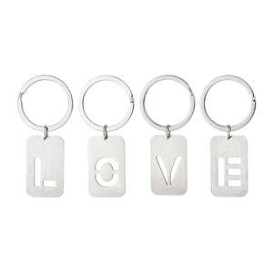 Porte-clés en métal avec initiale anglaise en alliage de zinc personnalisé - Product Image 6