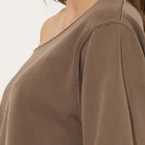 เสื้อสเวตเชิ้ตโอเวอร์ไซส์สีน้ำตาลสำหรับผู้หญิง แบรนด์ Winter Shoulder Sorority ผ้าฝ้ายฟลีซหนานุ่ม ทรงหลวม สวมใส่สบาย เหมาะสำหรับกิจกรรมกีฬา - Product Image 5