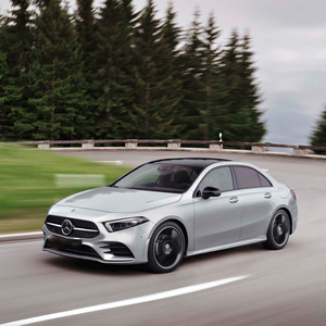 Voiture d'occasion haut de gamme de qualité supérieure, Mercedes Classe A, maniabilité et systèmes de sécurité avancés - Product Image 5