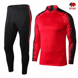 Chándal para Hombre Ryan Pro Gear, Diseño Personalizado, Tela Cómoda, Corte Regular, con Logotipo Personalizado, Color Sólido - Product Image 1