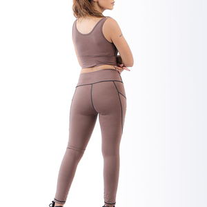 Ensemble de yoga pour femmes tendance 2026, nouvelle collection, respirant, léger, 2 pièces, sans manches, taille élastique, avec logo personnalisé - Product Image 6