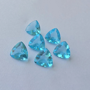 Piedra Preciosa de Cuarzo Azul de Calidad AAA+, Corte Facetado en Forma de Trillón, Calibrada, para Joyería - Product Image 4