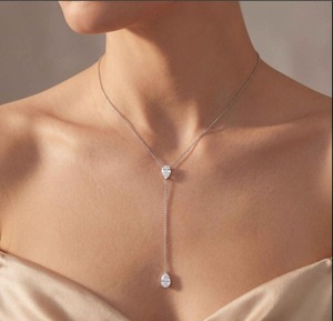 Élégant collier pendentif lariat à deux pierres en diamant de laboratoire taille poire 2,00 carats en or rose 9K - Product Image 4