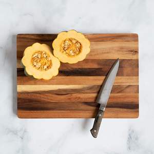 Planche à découper en bois d'acacia personnalisée avec logo OEM, grande planche de cuisine réversible en bois pour la découpe de viande, de pain et de légumes, vente en gros - Product Image 2