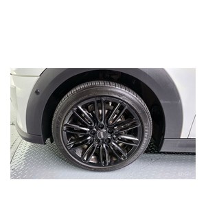 Mini Cooper Classic Plus 2022 avec caméra arrière, sièges en cuir, conduite à gauche - 36 873 km - Product Image 5