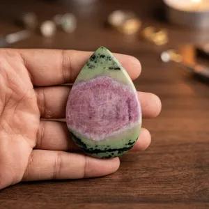 Cabochon en Zoisite Rouge Vert Rubis, Pierre Précieuse Naturelle |   Pierres en vrac en gros - Product Image 3