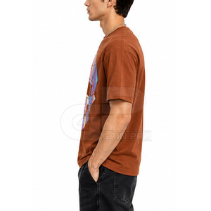 T-shirt imprimé réfléchissant en coton premium pour homme – Style urbain décontracté, col rond, manches courtes, léger et tendance pour le quotidien - Product Image 6