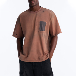 Camiseta de Algodón Marrón Extra Grande para Hombre, Personalizada al por Mayor, con Bolsillo en Contraste, Cuello Redondo, Manga Corta, Estilo Casual - Product Image 1