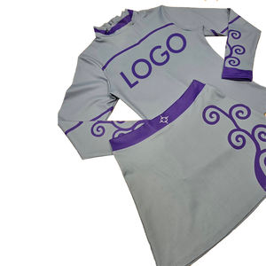 Tenue de cheerleading personnalisée professionnelle pour compétition, haut et jupe de gymnastique pour filles, en spandex et nylon, coupe ajustée, avec strass - Product Image 5