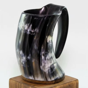 Auténtica Jarra Vikinga Ecológica Hecha a Mano de Cuerno de Búfalo, Grado Alimenticio, Estilo Medieval, Religiosa, Feng Shui, Jarra de Cerveza con Diseño Animal - Product Image 1