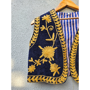 Velvet Embroidered Vest Women's Sleeveless Bomber Jacket Reversible Breathable Winter Outerwear Boho Autumn Style <b>gift</b> for her - Product Image 2