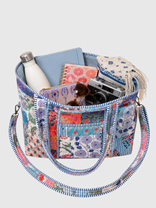 Bolsa Textil con Paneles Florales Estilo Bohemio, Asa Suave, Multifuncional, para Cosméticos - Product Image 5