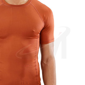 Camiseta de compresión para hombre, ligera, para entrenamiento, deportes y estilo de vida activo, ropa deportiva para gimnasio. - Product Image 3