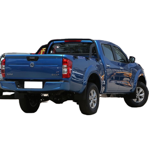 Pick-up Ford bleu 4 portes, cabine double, intérieur foncé, moteur turbo, jantes en alliage R17, sièges en tissu, éclairage LED - Product Image 3
