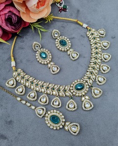 ชุดสร้อยคอเจ้าสาว Ping Bling Luxury AD Polki ประดับพลอยสีชมพูทรงหยดน้ำ สำหรับงานแต่งงานและงานเลี้ยง ดีไซน์หรูหราเคลือบทองสำหรับผู้หญิง - Product Image 2