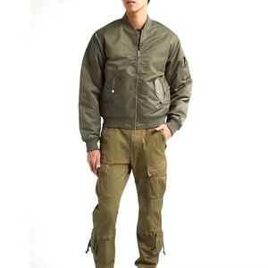 Chaqueta Bomber Impermeable con Capucha para Hombre, Estilo Casual y Moderno, Cierre de Cremallera, Forro Polar, Material de Poliéster/Algodón, Cálida para Invierno y Actividades al Aire Libre - Product Image 4