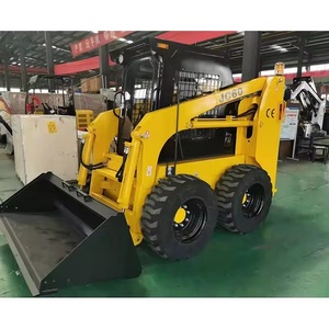Potente cargadora compacta JC100 con un fuerte sistema hidráulico para trabajos pesados de movimiento de tierras y sitios de construcción. - Product Image 2