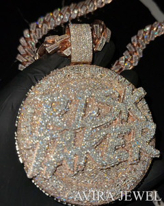 Colgante Unisex de Plata 925 Bañado en Oro con Certificado GRA, Estrella y Círculo de Diamantes Moissanita Icy, Estilo Hip Hop - Product Image 1