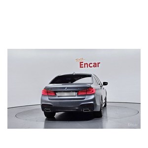 BMW Série 5 520d XDrive M Sport Plus 2018, 75 745 km, Diesel, Boîte de vitesses automatique, Sièges en cuir, Volant à gauche, Caméra de recul - Product Image 4