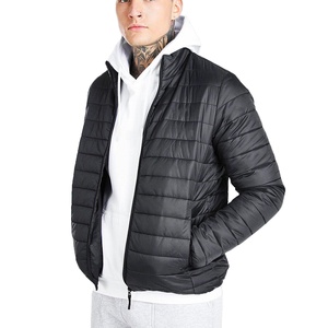 เสื้อแจ็กเก็ตผ้าหนากันหนาวสำหรับผู้ชายผ้าโพลีเอสเตอร์หนาแบบปรับแต่งโลโก้ด้านหน้า - Product Image 1