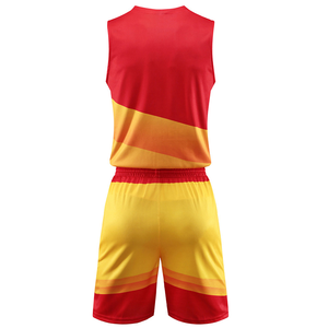 Ensemble d'uniformes de basketball réversibles personnalisés, coupe athlétique toutes saisons, dégradé blanc-rouge, maillot et short sublimés, unisexe adulte - Product Image 1