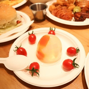 Assiettes en bagasse de qualité export, durables, pour collations et dîners, de 6 pouces, rondes, compostables, en fibres naturelles, pour fêtes et événements. - Product Image 1