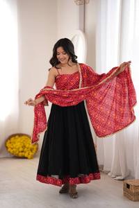 Conjunto de pantalón y túnica Bandhani de rayón para mujer con georgette estampado, forro de microalgodón y dupatta a juego - Product Image 4