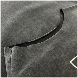 เสื้อกล้ามออกกำลังกายผู้ชาย OEM สไตล์วินเทจ พิมพ์ลายตามสั่ง เสื้อผ้าสตรีทแวร์ทรงโอเวอร์ไซส์ ผู้ผลิตเสื้อผ้ากีฬา - Product Image 4