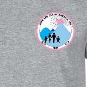 เสื้อยืดแขนสั้นเด็ก Heather Grey ลายพิมพ์โลโก้ทรงกลมเล็ก คอกลม สวมใส่สบายทุกวัน เสื้อยืดกราฟิกสำหรับเด็ก ใส่สบายในฤดูร้อน - Product Image 5