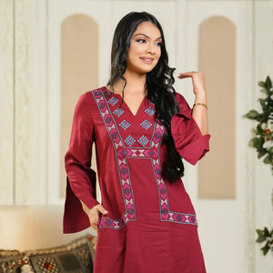 Robe décontractée pour femmes en rayonne épaisse rouge vin, coupe évasée - Product Image 5