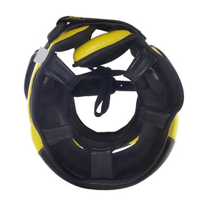Casque de protection pour arts martiaux, qualité supérieure, pour adultes, protection faciale, équipement de boxe, protection pour l'entraînement de combat, en vente - Product Image 4
