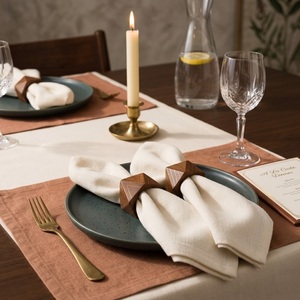 Anneaux de serviette en bois géométriques faits à la main pour la décoration de table de mariage de luxe, porte-serviettes en bois naturel écologique - Product Image 1