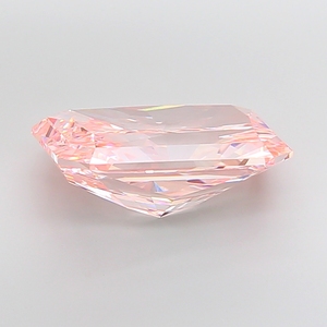 Diamante Rectangular Premium de Corte Radiante, Color Intenso, Claridad VS1, Cultivado en Laboratorio por CVD, Creación JK, Certificado IGI, Obra Maestra de Lujo Ético - Product Image 3