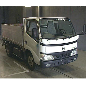 Camión Ligero Hino Dutro Duradero con Transmisión Manual Suave y Rendimiento Confiable - Product Image 3