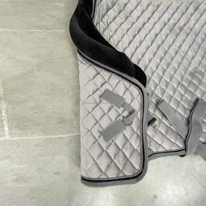 ผ้ากำมะหยี่200กรัมพรมม้าฤดูหนาวที่มั่นคงพร้อมซับในขนแกะขั้วโลกหลากสี - Product Image 3