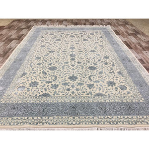 Alfombra de Lana Tejida a Mano de Calidad de Exportación, Diseño Oriental Rojo, Acabado Suave, para Sala de Estar o Dormitorio - Product Image 1