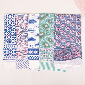 Pañuelo Cuadrado de Algodón Premium con Estampado de Bloques de Color Vibrantes, Accesorio de Pelo y Muñequera de Moda - Product Image 3