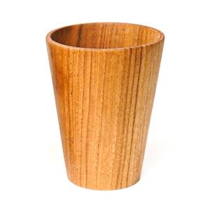 Verre à boire élégant en bois naturel, écologique et fait main, conçu de qualité supérieure pour l'hôtellerie, la restauration à domicile et les collections de vente au détail, robuste - Product Image 3