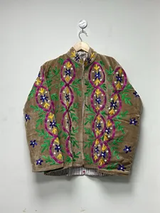 Veste en velours brodée à la main avec motif floral multicolore, manches longues, col montant, style bohème, manteau d'hiver pour femmes - Product Image 1