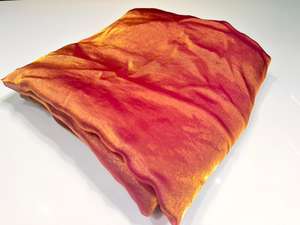 Tissu satiné de haute qualité en nylon pour export, idéal pour les robes de mariée et les saris, tissage uni, poids moyen - Product Image 4