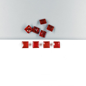 Rubis naturels de Bangkok, carrés calibrés de 8 mm, pierres précieuses de rubis naturelles facettées, prêtes à l'emploi pour la fabrication de bijoux - Product Image 3